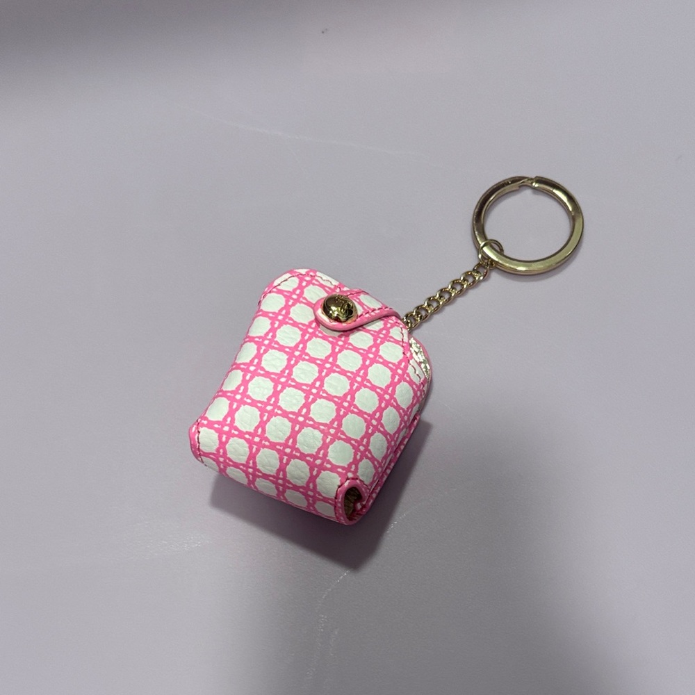 Lilly Pulitzer Airpod Holder Havana Pink Caning